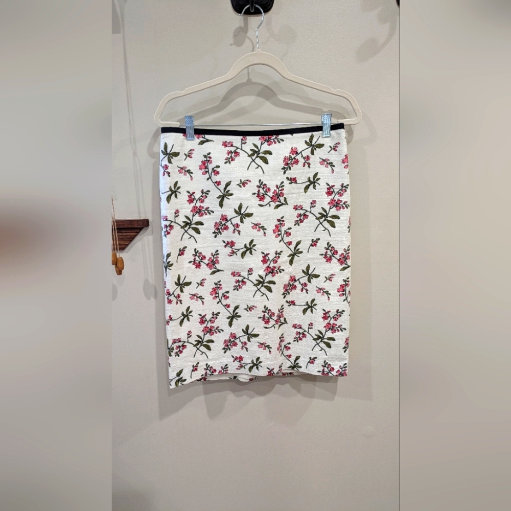 Ann Taylor Floral Pencil Skirt Size 6